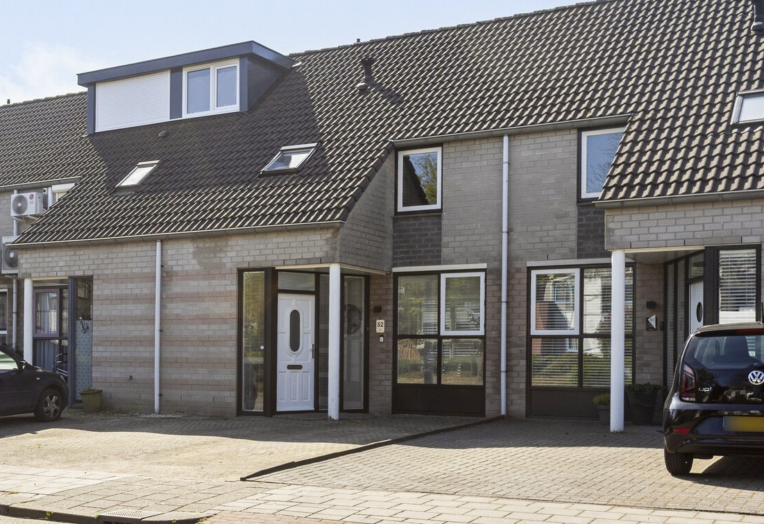 Burgemeester van Lokvenstraat 52